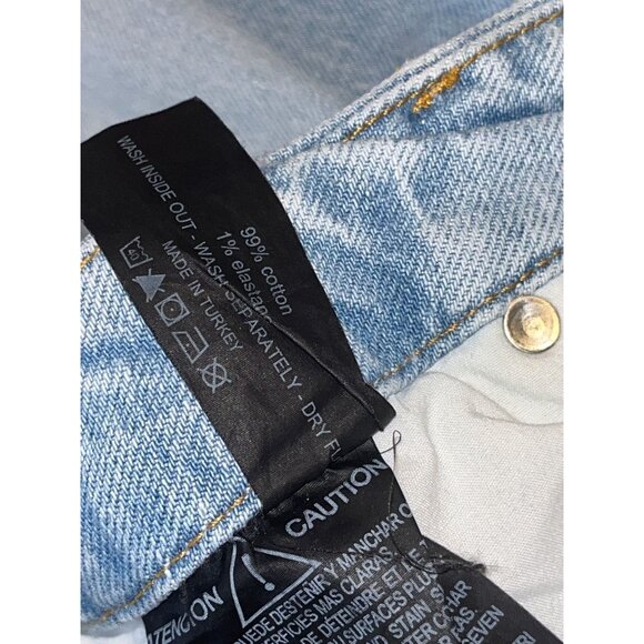 Good American Zara Light Blue Distressed Jeans Size 15 Womens - Picture 9 of 9